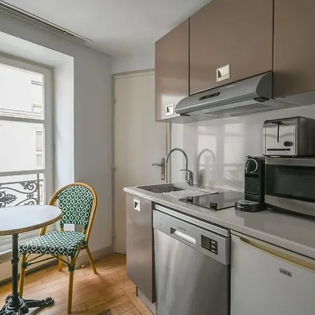 Apartment Paris, Opera 4d...en Plein Coeur De La Paris