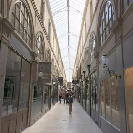 Paris, Opera 4d...en Plein Coeur De La